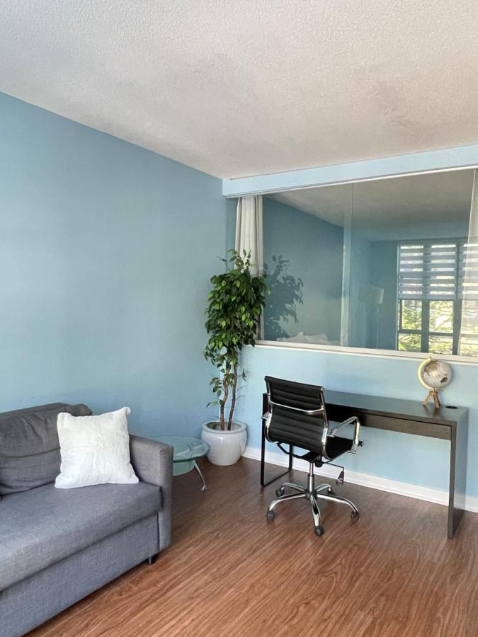 Downtown 1Br Condo At Granville Strip Near English Bay バンクーバー エクステリア 写真