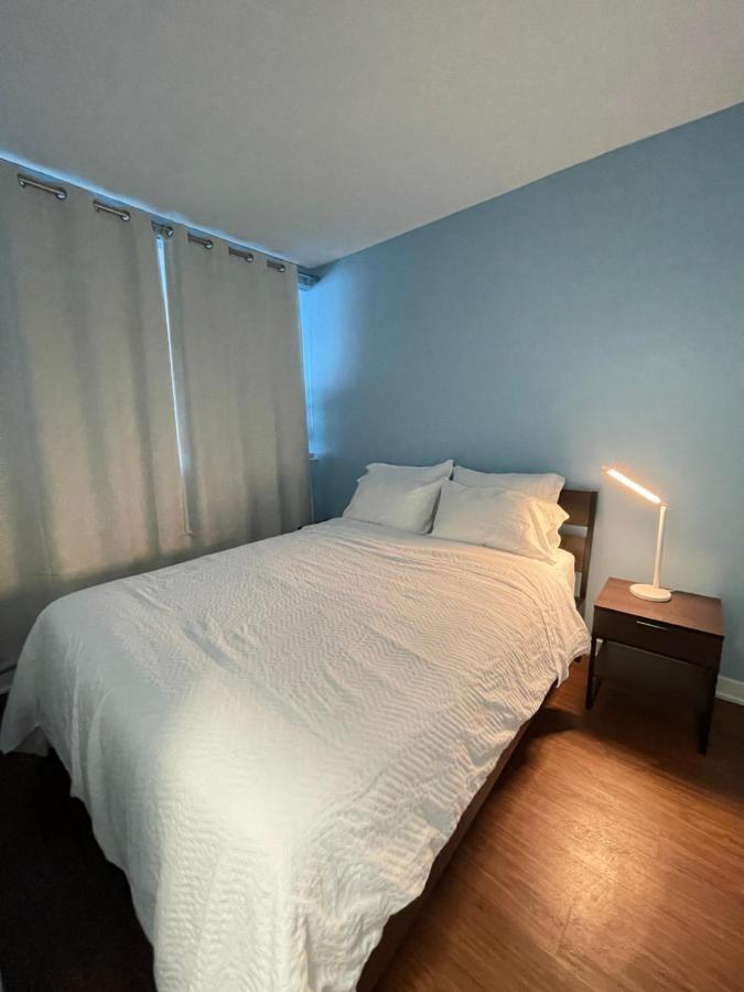 Downtown 1Br Condo At Granville Strip Near English Bay バンクーバー エクステリア 写真