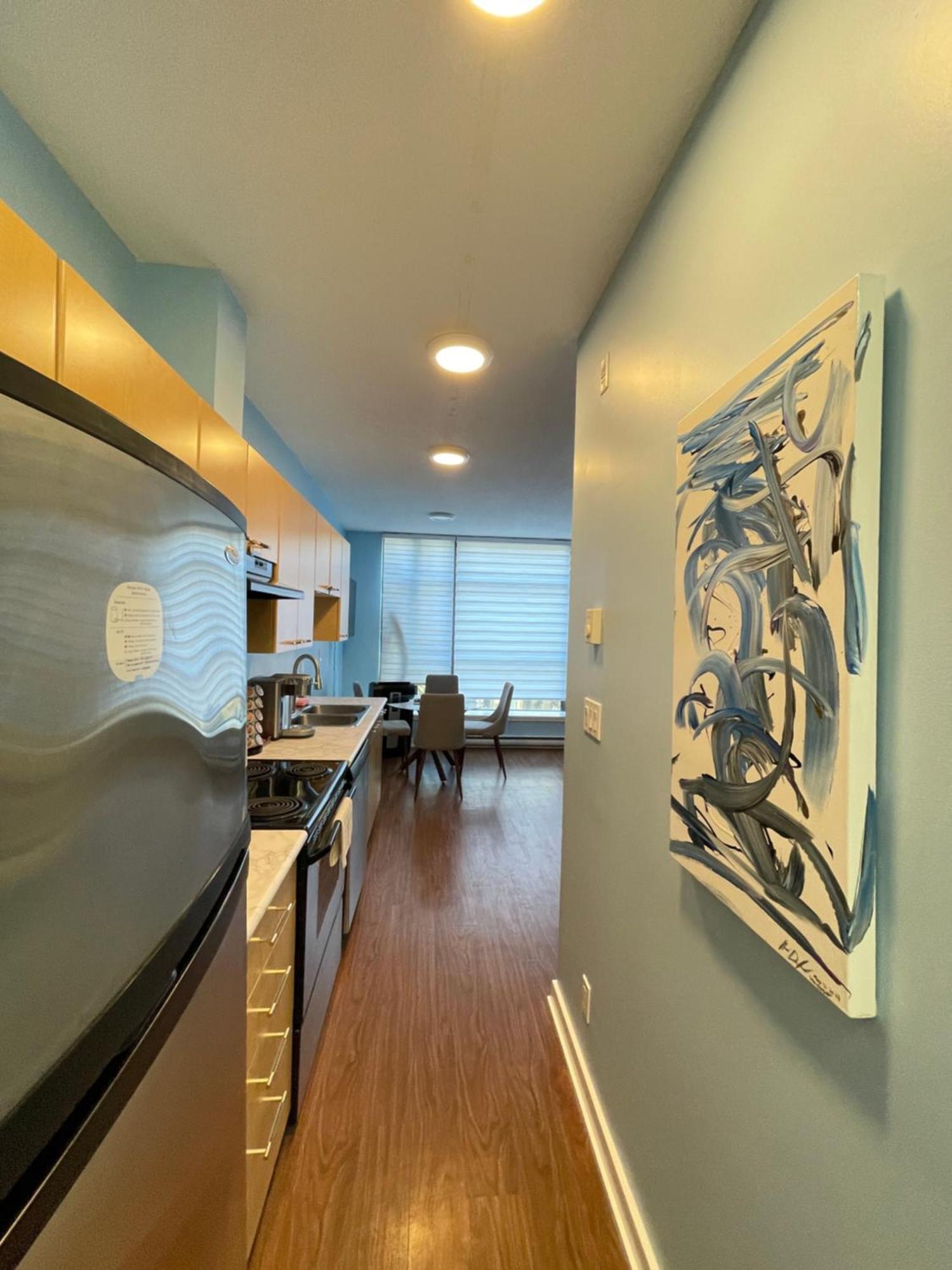 Downtown 1Br Condo At Granville Strip Near English Bay バンクーバー エクステリア 写真
